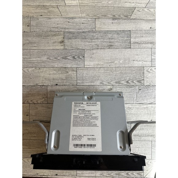 2017-2019 Toyota Corolla AM FM Radio Single Disc CD MP3 Player 8614002520 100639 - Picture 2 of 6